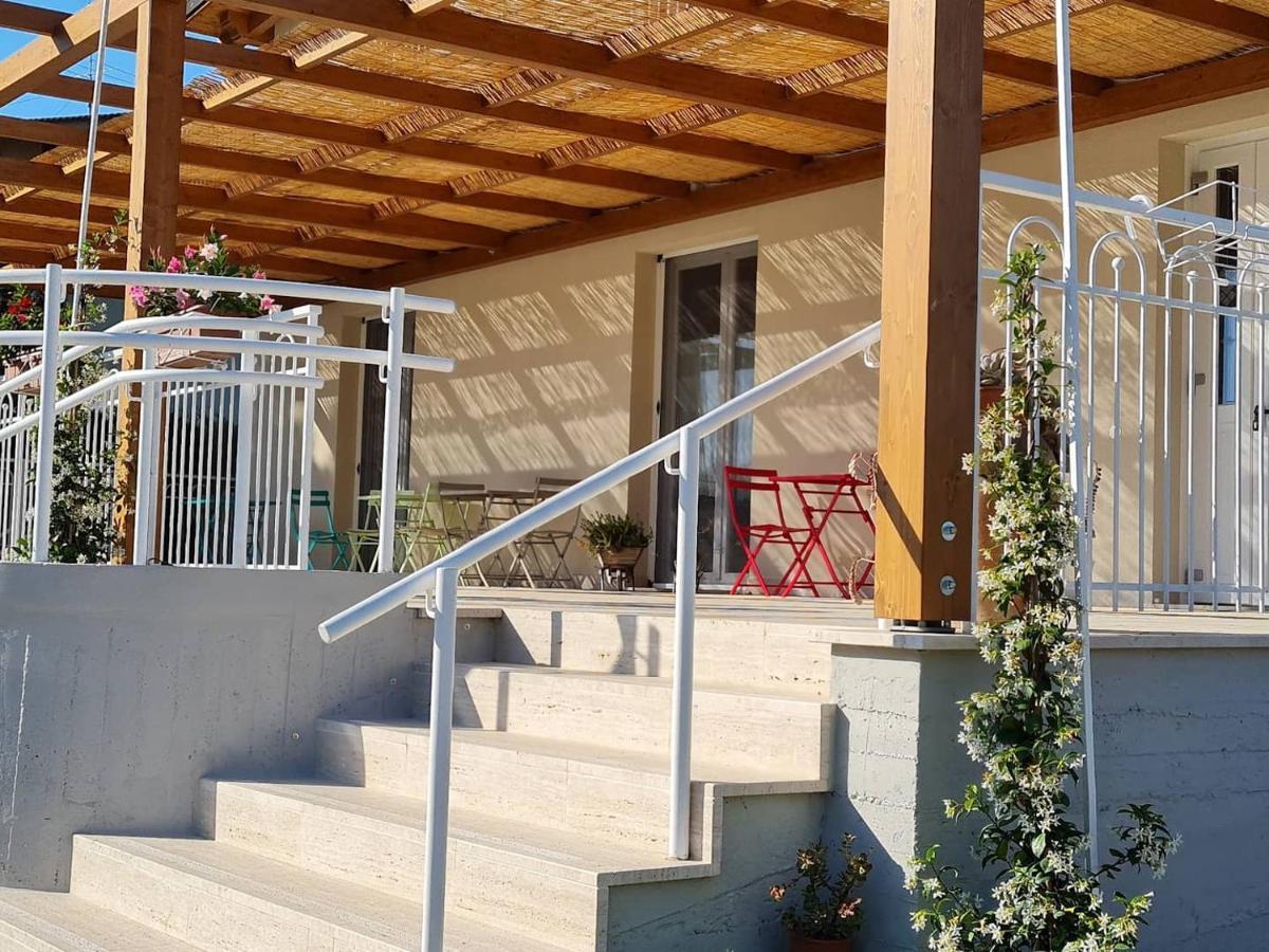 Le Bisceglie Pension Albanella Buitenkant foto