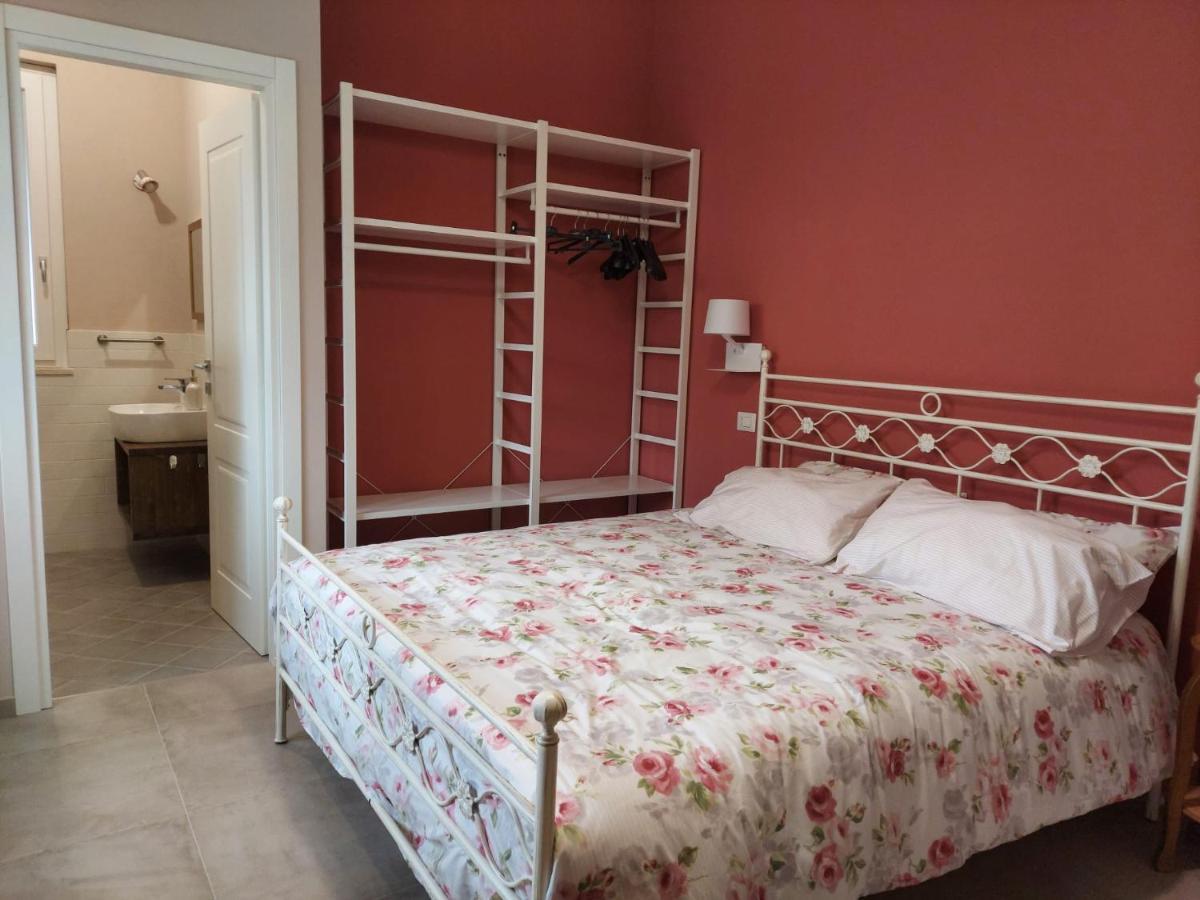 Le Bisceglie Pension Albanella Buitenkant foto