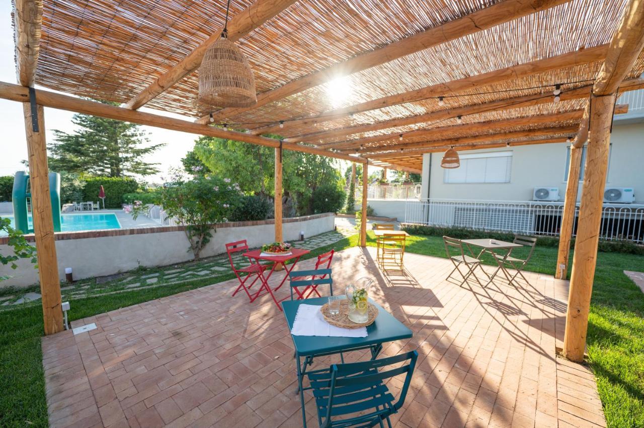 Le Bisceglie Pension Albanella Buitenkant foto